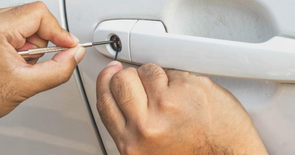 auto locksmith in London